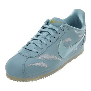 Nike Cortez NWOT